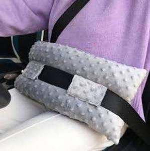 lot 12169 image: Hysterectomy Seat Belt Pillow For Post Surgery Gray With Hearts