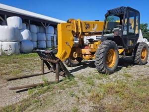 lot 10321 image: JCB Telehandler Forklift with Fork Attachment