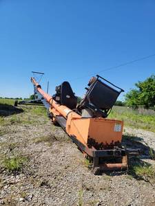 lot 10333 image: Batco Grain Conveyor