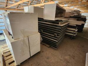 lot 18730 image: Lot of Cubicle Walls&nbsp