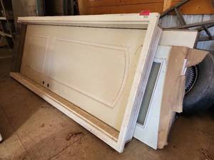 lot 18732 image: Wood Cabinet Doors and RV Camper Shell Parts Lot