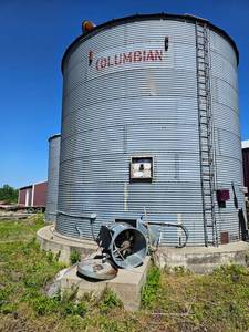 lot 10368 image: Columbian Grain Storage Silo with Aeration System