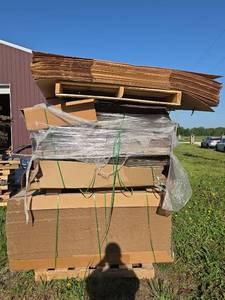 lot 18787 image: Bulk Cardboard Boxes