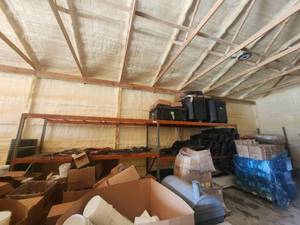 lot 23582 image: Industrial Pallet Racking Shelving System with Wire Decking