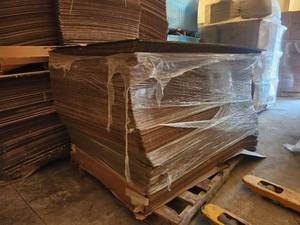 lot 23590 image: Bulk Corrugated Cardboard Sheets