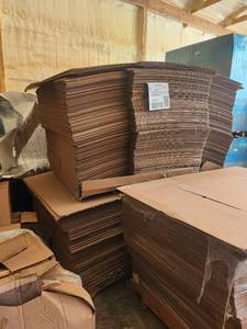 lot 23591 image: Bulk Corrugated Cardboard Shipping Boxes