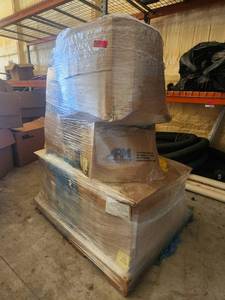 lot 23603 image: Bulk Lot of Bottles and Containers Collection