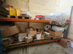 lot 23606 image: Mixed Garage and Garden Supply Lot