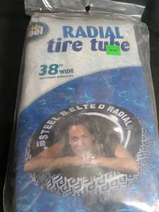 lot 40975 image: Steel Belted Radial Tire Tube 38 Inch Wide pool float