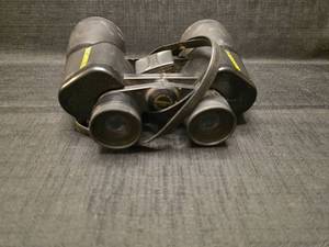 lot 40152 image: Bushnell Compact Binoculars