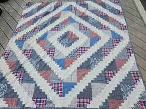 lot 40209 image: Handmade Patchwork Quilt Red White Blue Log Cabin Pattern