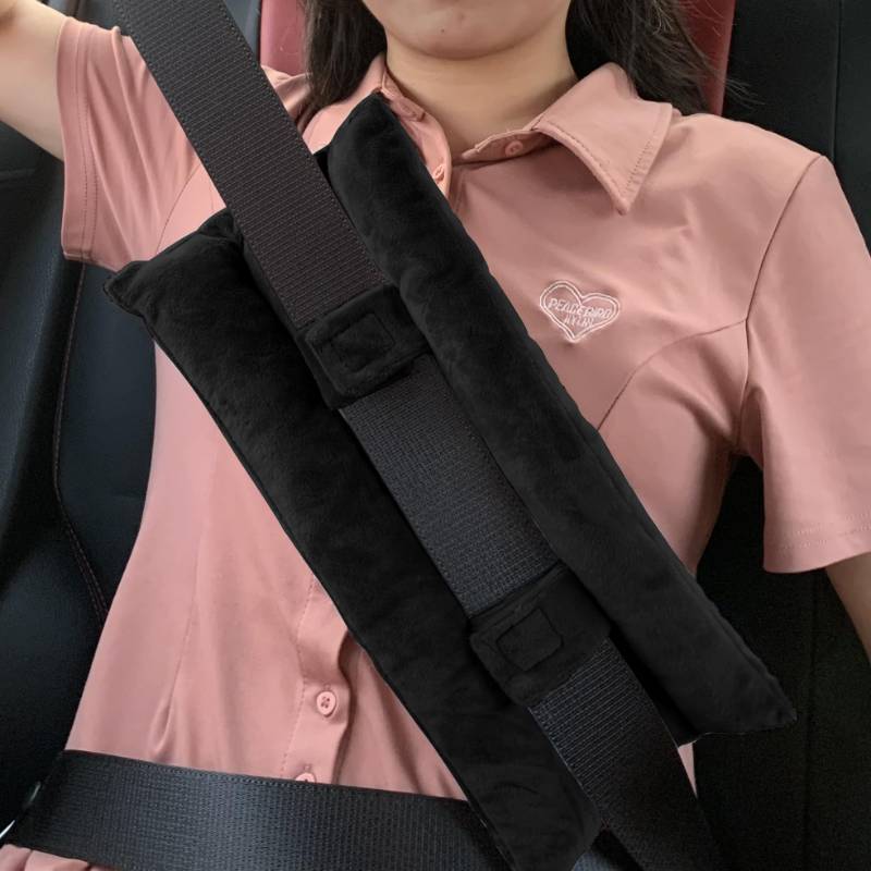 lot 36159 image: Seat Belt Pillow for Mastectomy Post-Surgery, Heart Surgery Recovery Support Cushion for Chest Chemo Port Pacemaker Bypass Hysterectomy Recovery Pillow (Black) - Retail $13