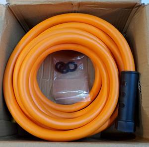 lot 16678 image: 15 ft x 58 200PSI Garden Hose Flexible Garden Hose Ultra Durable Water Hose Lightweight All-weather Outdoor Lawn Car Wash Backyard Burst Male-Female - Retail $20