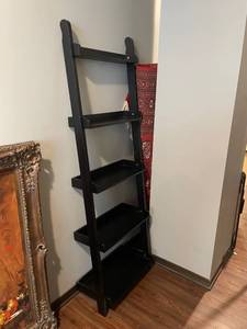 lot 156 image: Ladder bookcase75 x 26 x 14 in
