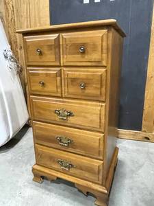 lot 213 image: Five drawer chest 35 x 19 x 16 in