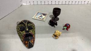 lot 1013 image: Miniature animals, souvenir mask and cup