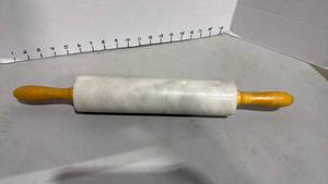 lot 1020 image: Marble rolling pin
