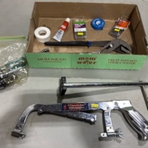 lot 1037 image: Tools