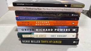 lot 1062 image: Paperback books