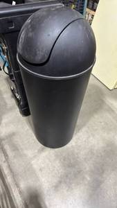 lot 1209 image: Trash can 27 inches tall with swing lid