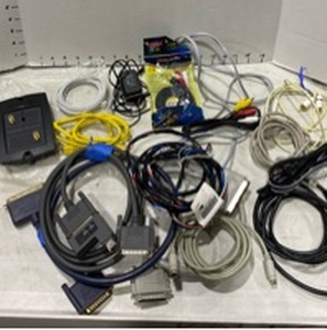 lot 2011 image: Computer, sound, tv cords and more