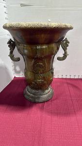 lot 2038 image: Decorative planter 12 inches tall