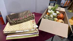 lot 2040 image: Placemats, table runner and faux fruit