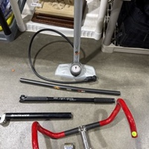 lot 2075 image: Blackburn bicycle pump and bicycle parts