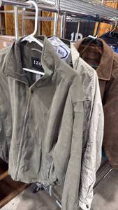 lot 2105 image: Mens Izod and Field & Stream jackets size large