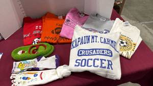 lot 2138 image: Sweatshirt, shirts and socks size small and medium
