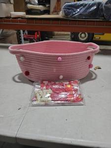 lot 1115 image: Woven Cotton Rope Basket