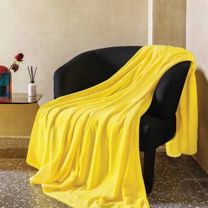 lot 1286 image: JIAHANNHA Yellow Throw Blanket Fleece Blanket 50x60,Super Soft Cozy Plush Throw Blanket for Couch Sofa Bed,Warm and Lightweight Bed Blankets for Adults
