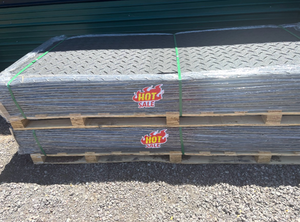 lot 8172 image: HDPE Diamond Plate Plastic Sheets Heavy Duty Utility Panels