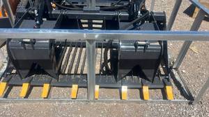 lot 10673 image: LandHonor Rock Grapple Bucket Attachment - Model RGB-11-72W