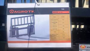 lot 10894 image: AGROTK SA-100 Pallet Fork Attachment 1.5 Ton Capacity