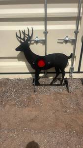 lot 416 image: Steel Deer Silhouette Shooting Target with Stand
