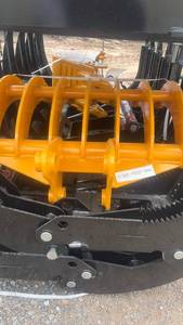 lot 450 image: Heavy Duty Excavator Rock rake Attachment