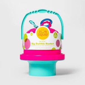lot 125 image: BLUE No Spill Big Bubble Bucket - Sun Squad