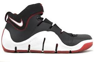 lot 53414 image: Lebron Iv Size 12 - Retail $60