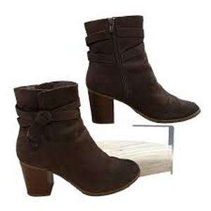 lot 59255 image: brown American Eagle ankle booties - 9W - Retail $0