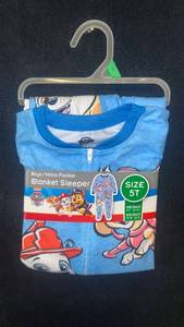 lot 39 image: PAW Patrol Blanket Sleeper Pajamas Size 5T