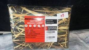 lot 42 image: Besthunter Heavy Duty Emergency Blanket Camouflage