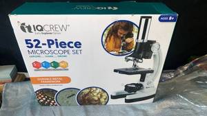 lot 47 image: IQ Crew 52-Piece Microscope Set Early Explorer Series