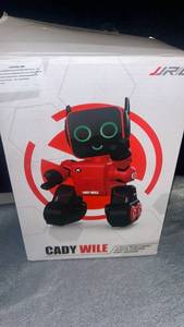 lot 81 image: JJRC CADY WILE Interactive Robot with Remote Control