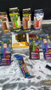 lot 105 image: Mixed PEZ Dispenser Collection with Star Wars