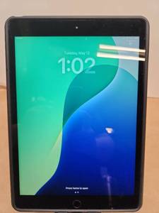 lot 30 image: Apple iPad 7th Generation 32GB with Spigen Case