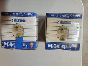 lot 20526 image: Generation 2 Smoke Detector Set of 2 - Retail $25
