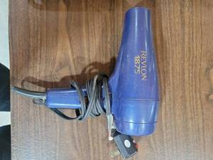 lot 20553 image: Revlon 1875 Hair Dryer Blue - Retail $15