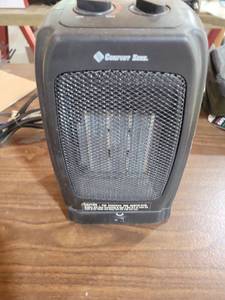 lot 20554 image: Comfort Zone Ceramic Space Heater with Thermostat Control - Retail $25