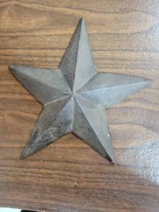 lot 20560 image: Cast Iron Five-Point Star Decorative Piece - Retail $15